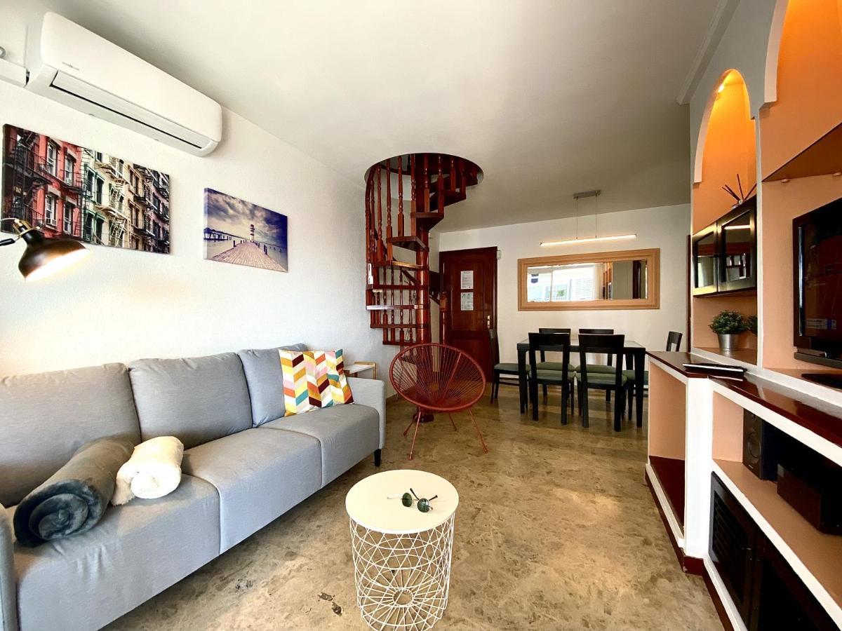 Apartament Duplex Oasis Sitges Zewnętrze zdjęcie